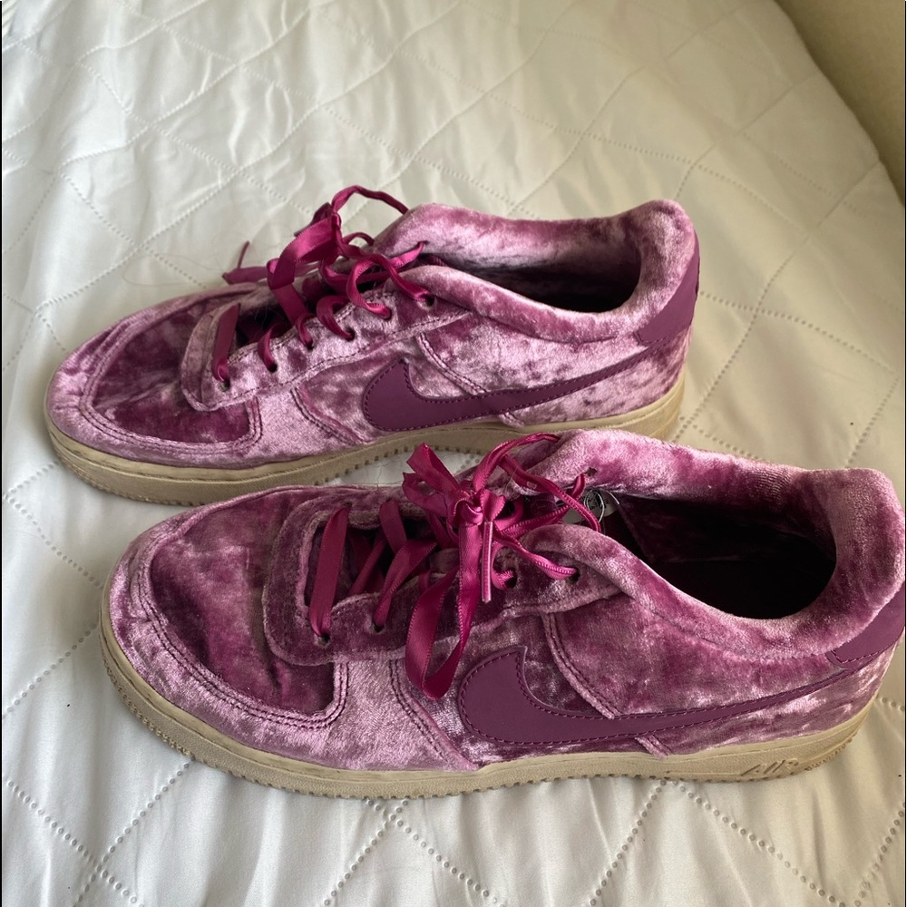VELVET PURPLE NIKE AIRFORCE ONES